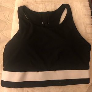 Fablectics Jane Medium Impact Sports Bra- L